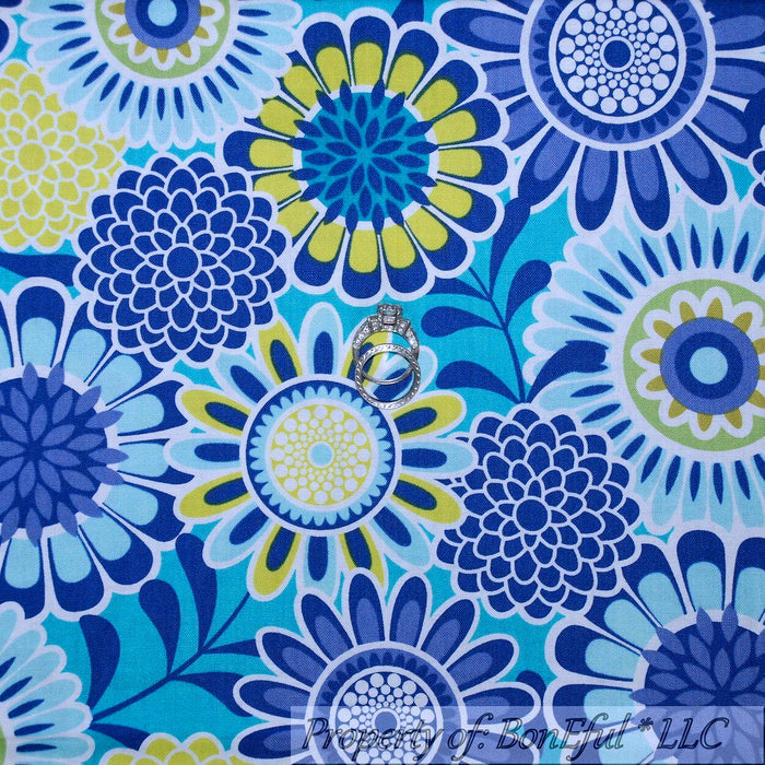 Cotton Fabric BTY Blue Shades Green White Flower Leaf Large Daisy Mum
