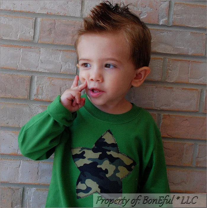 Boutique Baby Boys Size 24 Months Army Green Camo Camouflage STAR Top Shirt