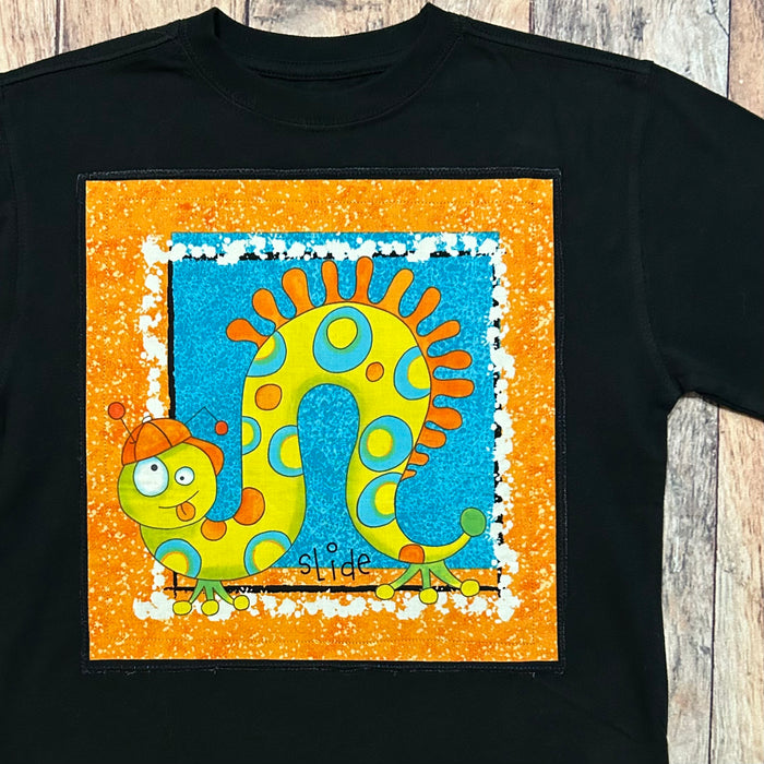 Boutique Kid Boy Top Size 6/7 Unisex Colorful Snake Black T-Shirt